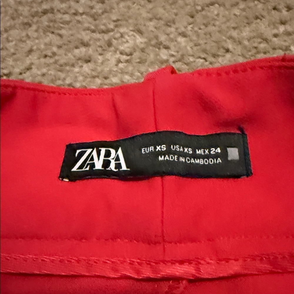 Zara Red High-Waisted Trousers - Picture 2 of 8